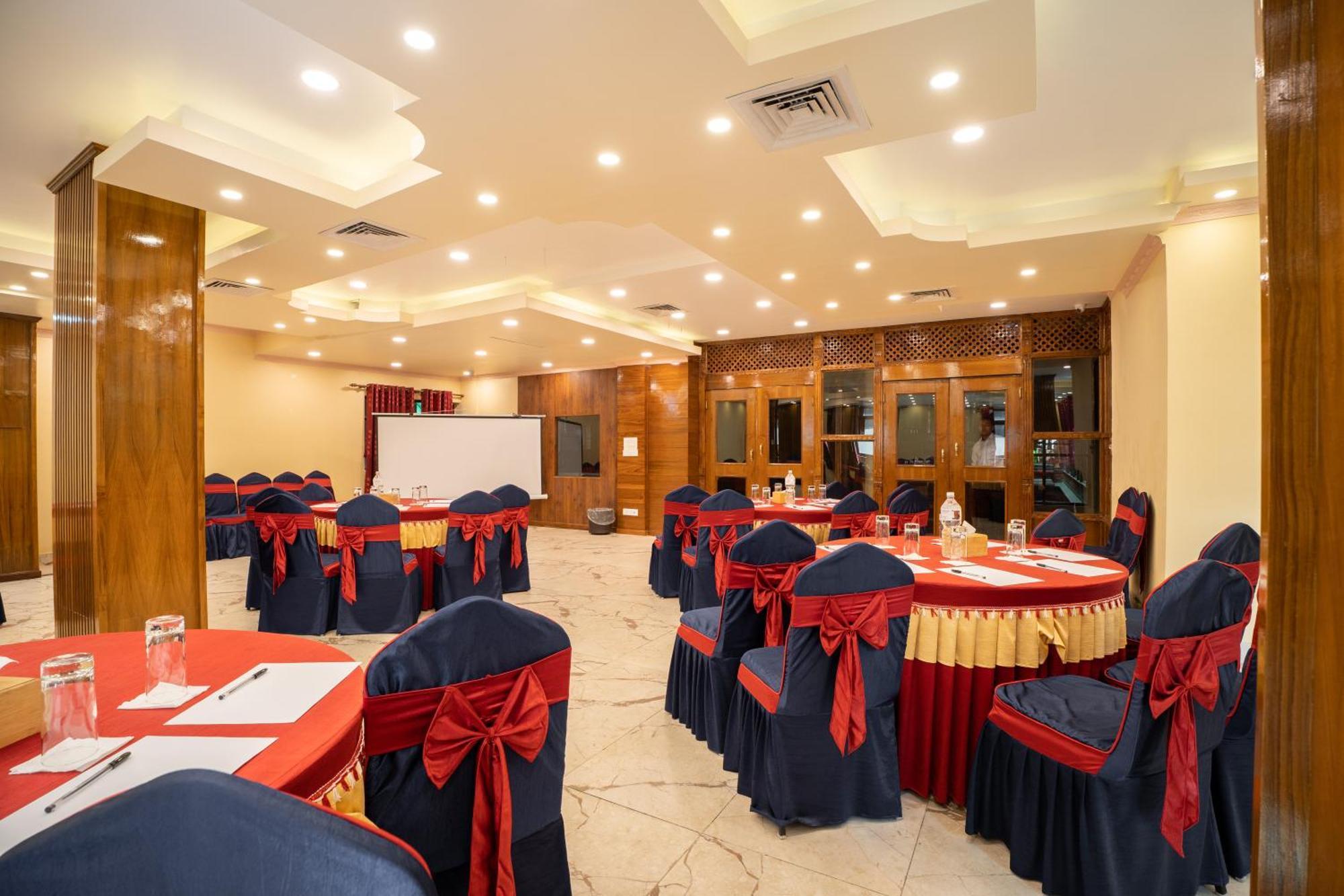 Surya Heritage Hotel Kathmandu Exteriör bild